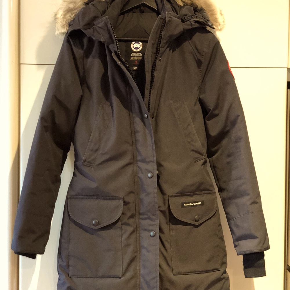 Canada Goose trillium parka, size XS